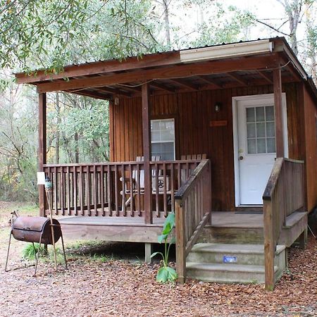 Berry Creek Cabins Bed & Breakfast Isabel Exterior photo