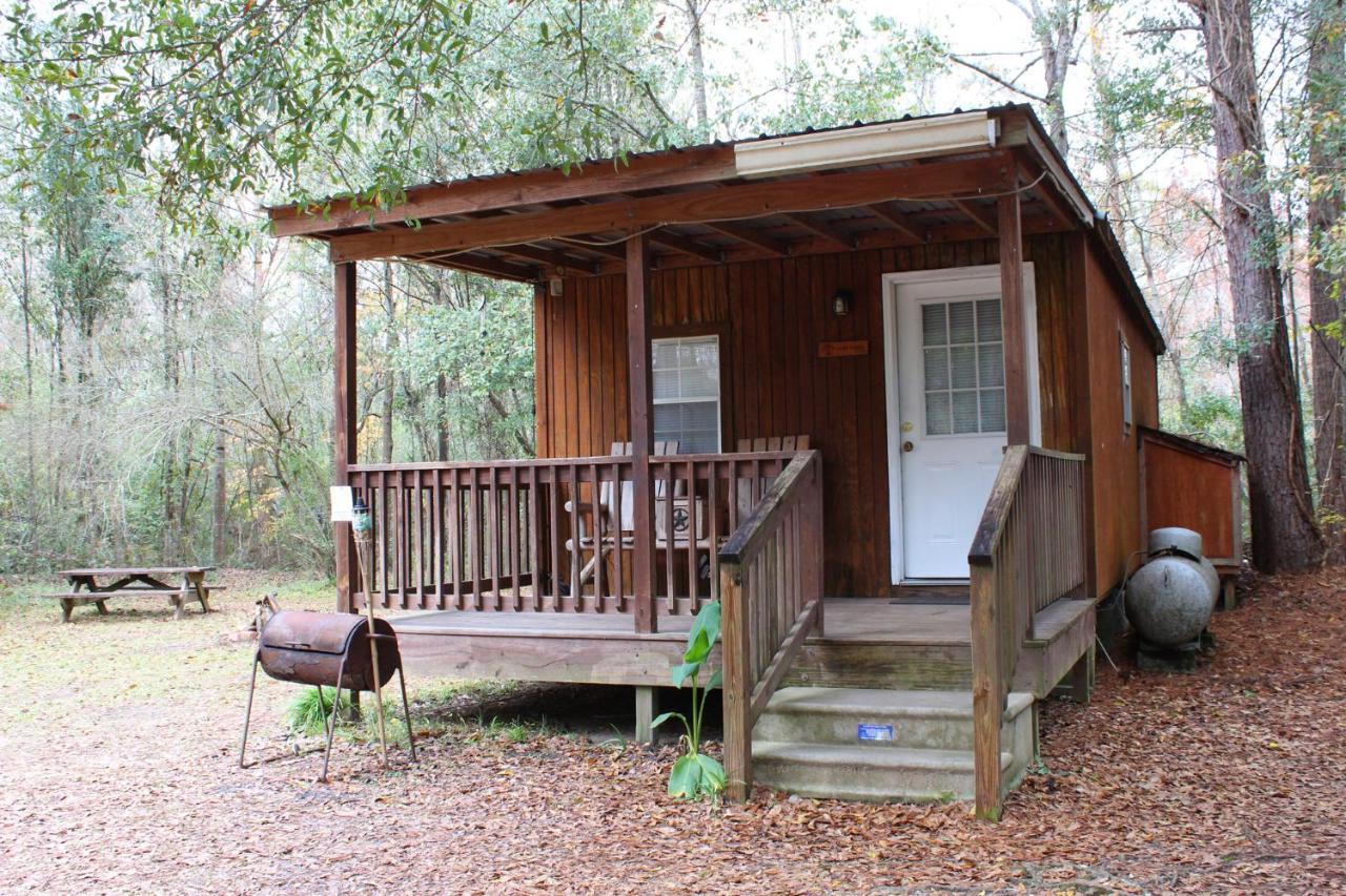 Berry Creek Cabins Bed & Breakfast Isabel Exterior photo