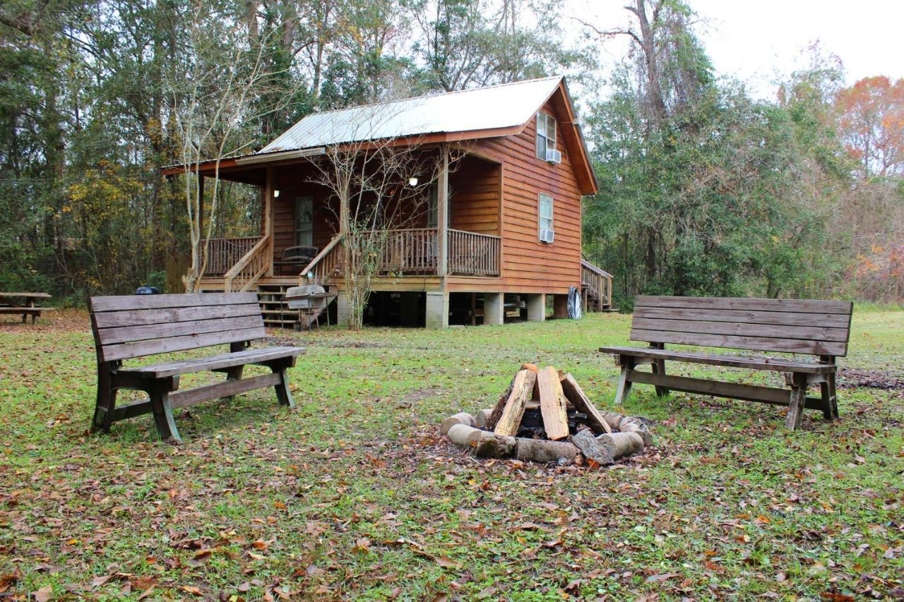 Berry Creek Cabins Bed & Breakfast Isabel Exterior photo